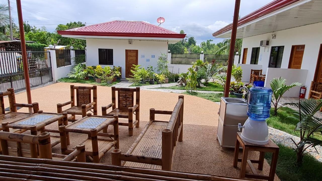 Babas Guesthouse Moalboal Luaran gambar