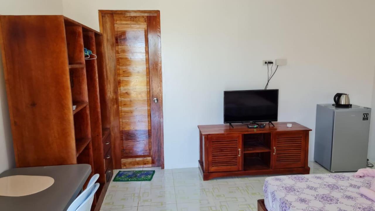 Babas Guesthouse Moalboal Luaran gambar